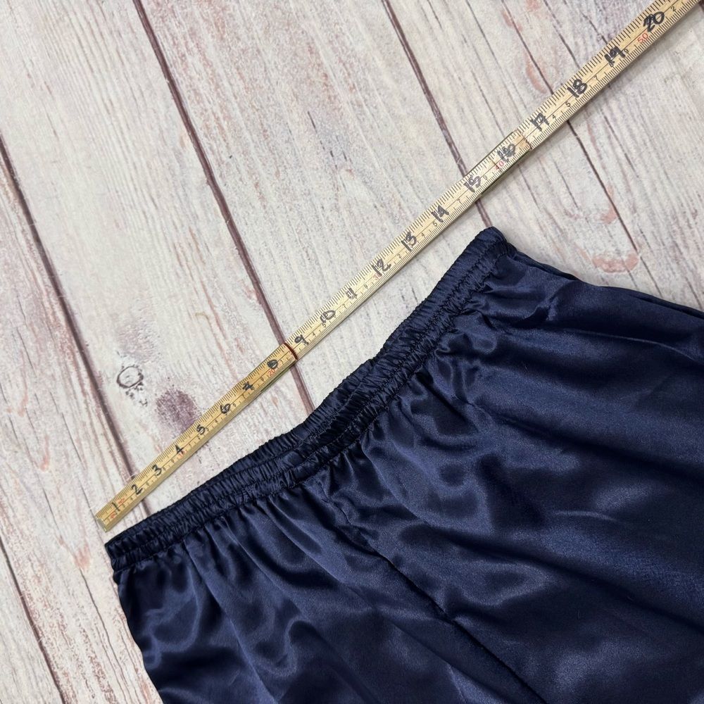 Victoria’s Secret Gold Label Vintage Pajama Set Satin Silky Red Navy Size Large - Picture 10 of 14